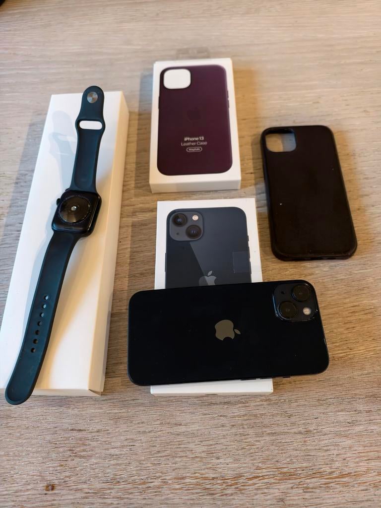 Apple iPhone 13 + apple watch SE (2de generatie), Telecommunicatie, Mobiele telefoons | Apple iPhone, Ophalen, Zwart, 128 GB, IPhone 13