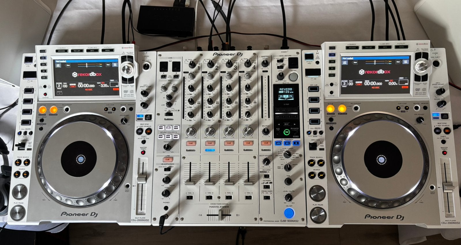 Cdj 2000 nexus 2 W + Djm 900 nexus 2 W, Ophalen, Zo goed als nieuw