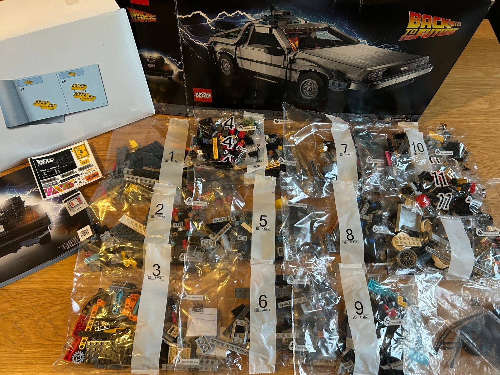 Lego Back to the futere ( 10300), Lego, Ophalen of Verzenden, Zo goed als nieuw, Complete set
