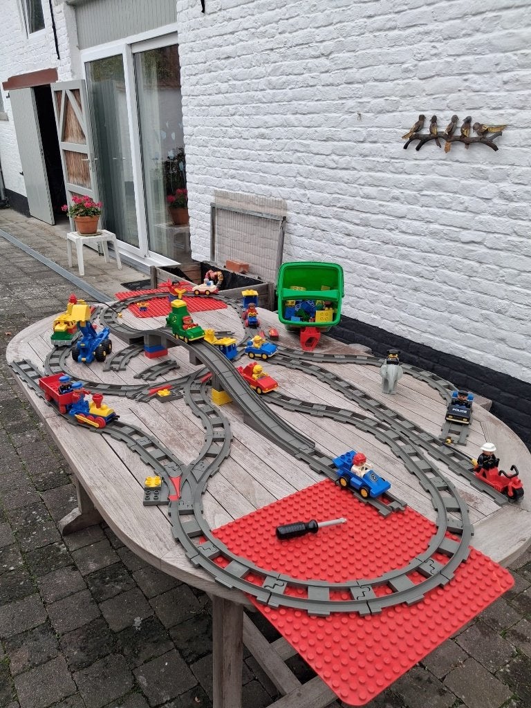 Duplo lego trein, figurines, blokken, bodemplaten ..., Enlèvement, Comme neuf