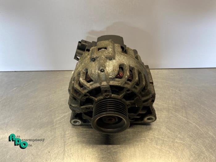 Dynamo van een Peugeot 206 PLUS (206 PLUS 09-), Gebruikt, -, -, Ophalen of Verzenden