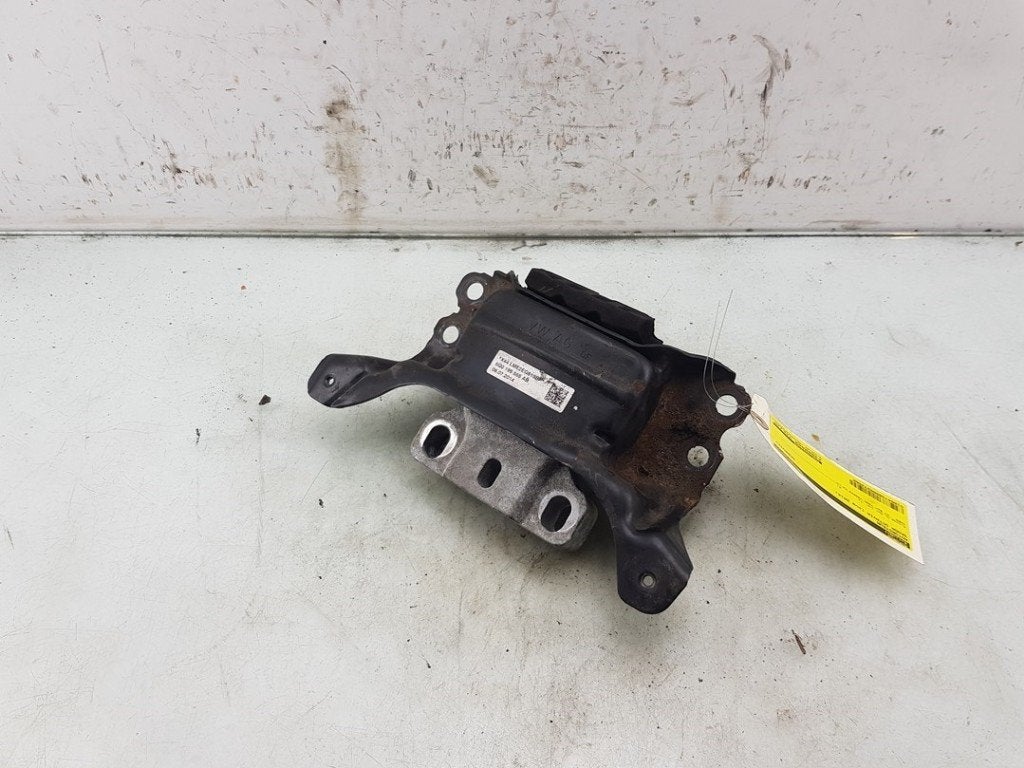 MOTORSTEUN Skoda Octavia Combi (5EAC) (01-2012/07-2020), Auto-onderdelen, Gebruikt, Skoda