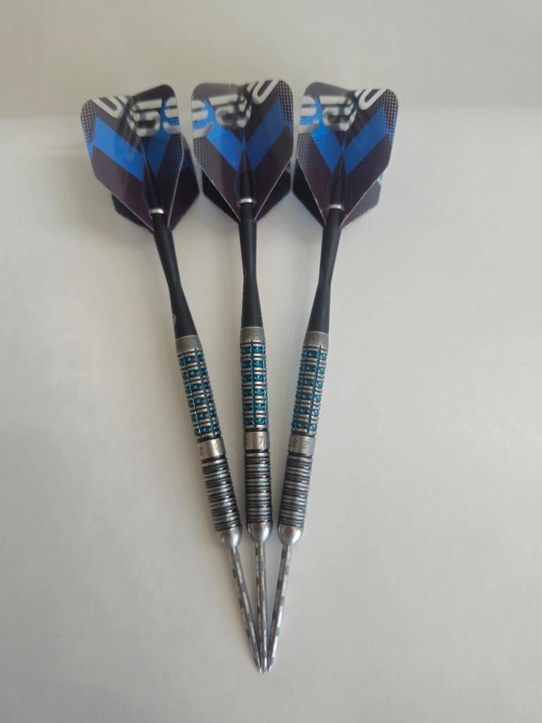 Niels zonneveld 24g gebruikt, Sport en Fitness, Darts, Ophalen, Gebruikt, Pijlen