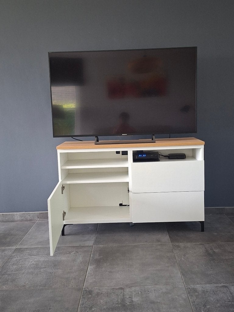 Meuble TV Besta Impeccable, 25 à 50 cm, Moins de 100 cm, Comme neuf, 100 à 150 cm