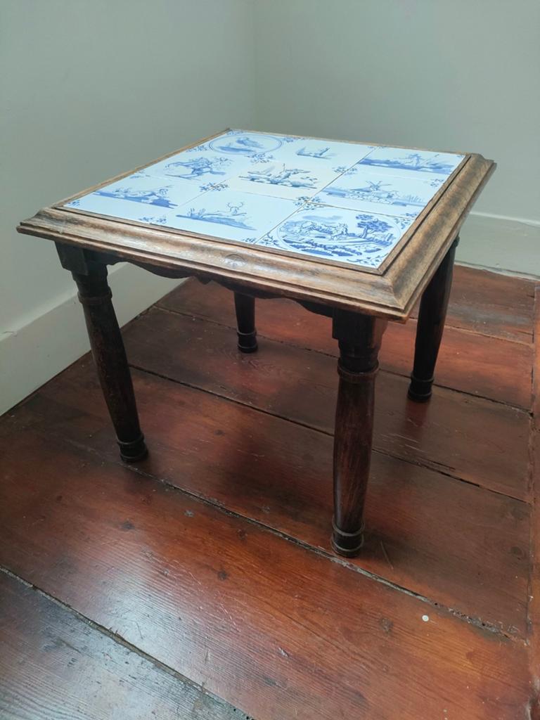 Petite table vintage bois/carrelage, Enlèvement