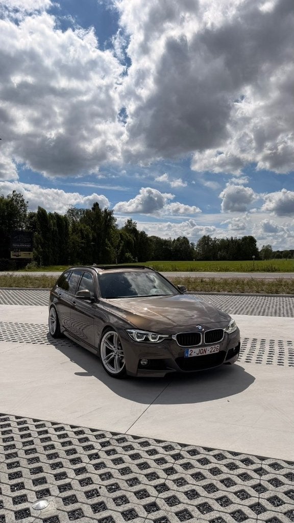 BMW 318D, Autos, Cuir, Argent ou Gris, Achat, Euro 6