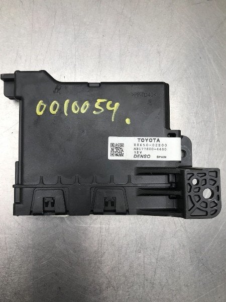 ORDINATEUR GESTION REFROIDISSEMENT Toyota Auris (E18), Utilisé, Toyota