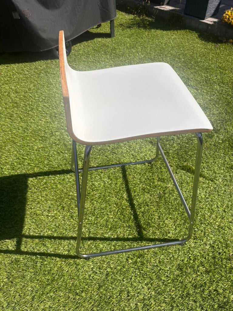 Kruk wit Ikea perfecte staat, Enlèvement, Comme neuf, Blanc