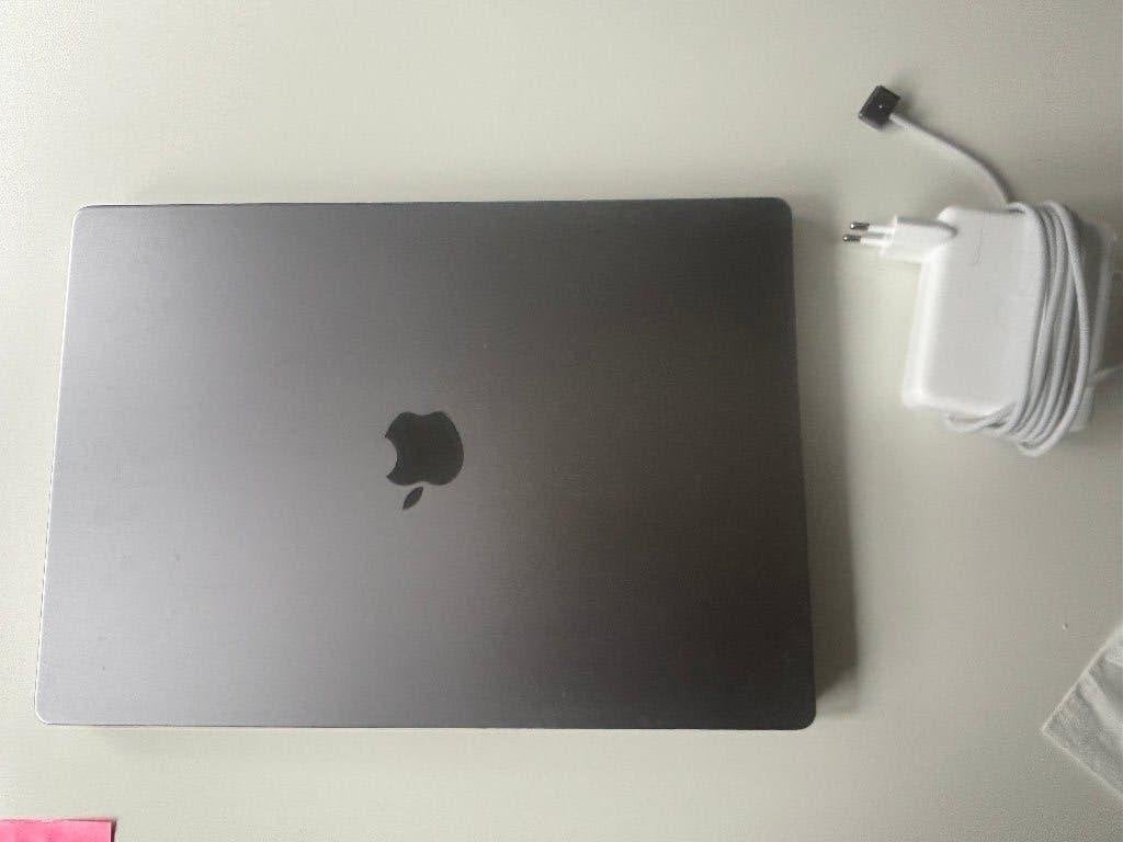 MacBook Pro 16" (2021) M1 Pro 32GB RAM  500GB SSD QWERTY, Computers en Software, Apple Macbooks, Zo goed als nieuw, MacBook Pro