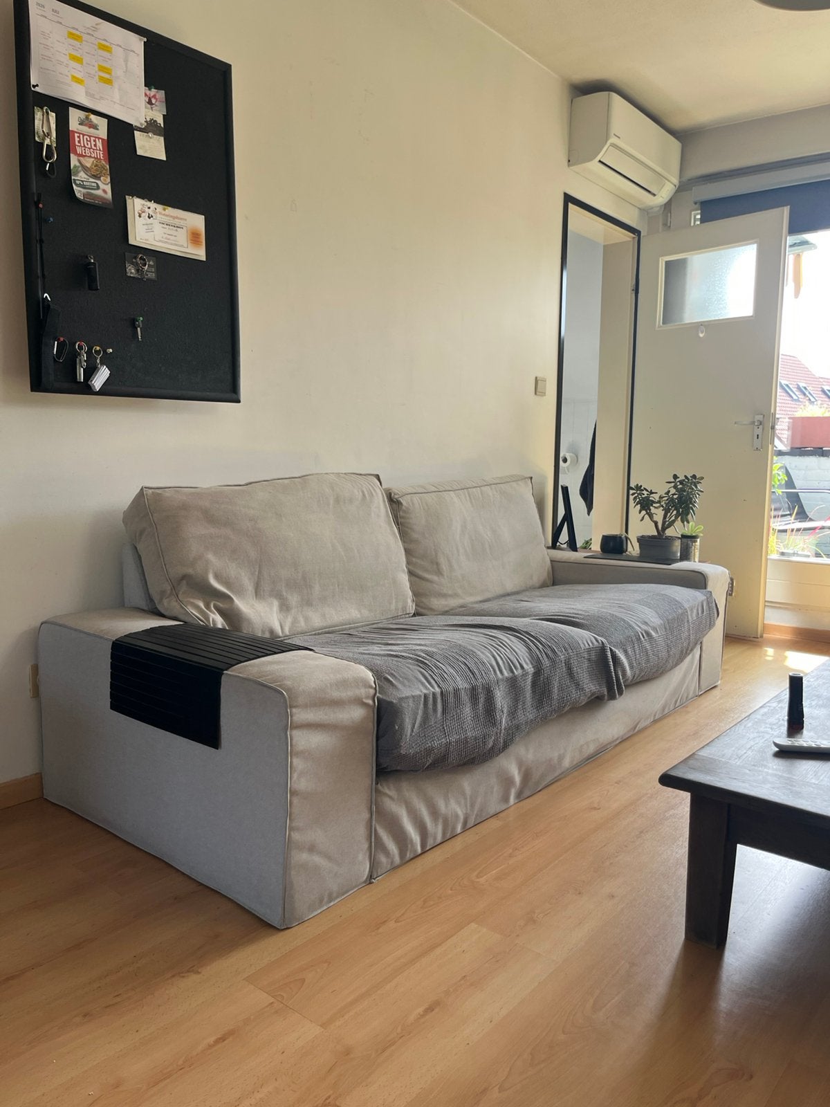 KIVIK 3-zitsbank, Tibbleby beige/grijs, Ophalen, Zo goed als nieuw, Driepersoons, Stof
