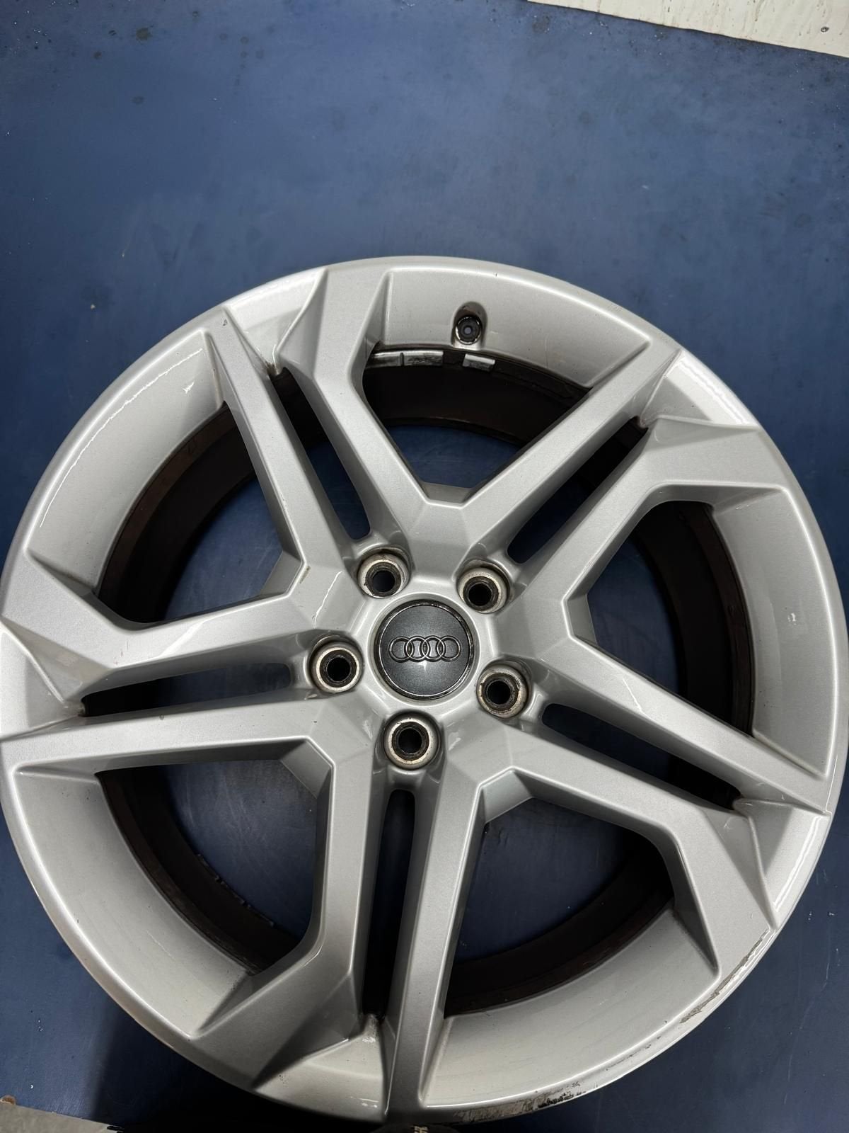 Originele Audi set 18 inch 5x112x66.5 ET39 8J ( Q5 / A4 / A5, Auto-onderdelen, Gebruikt, Velg(en), -, -