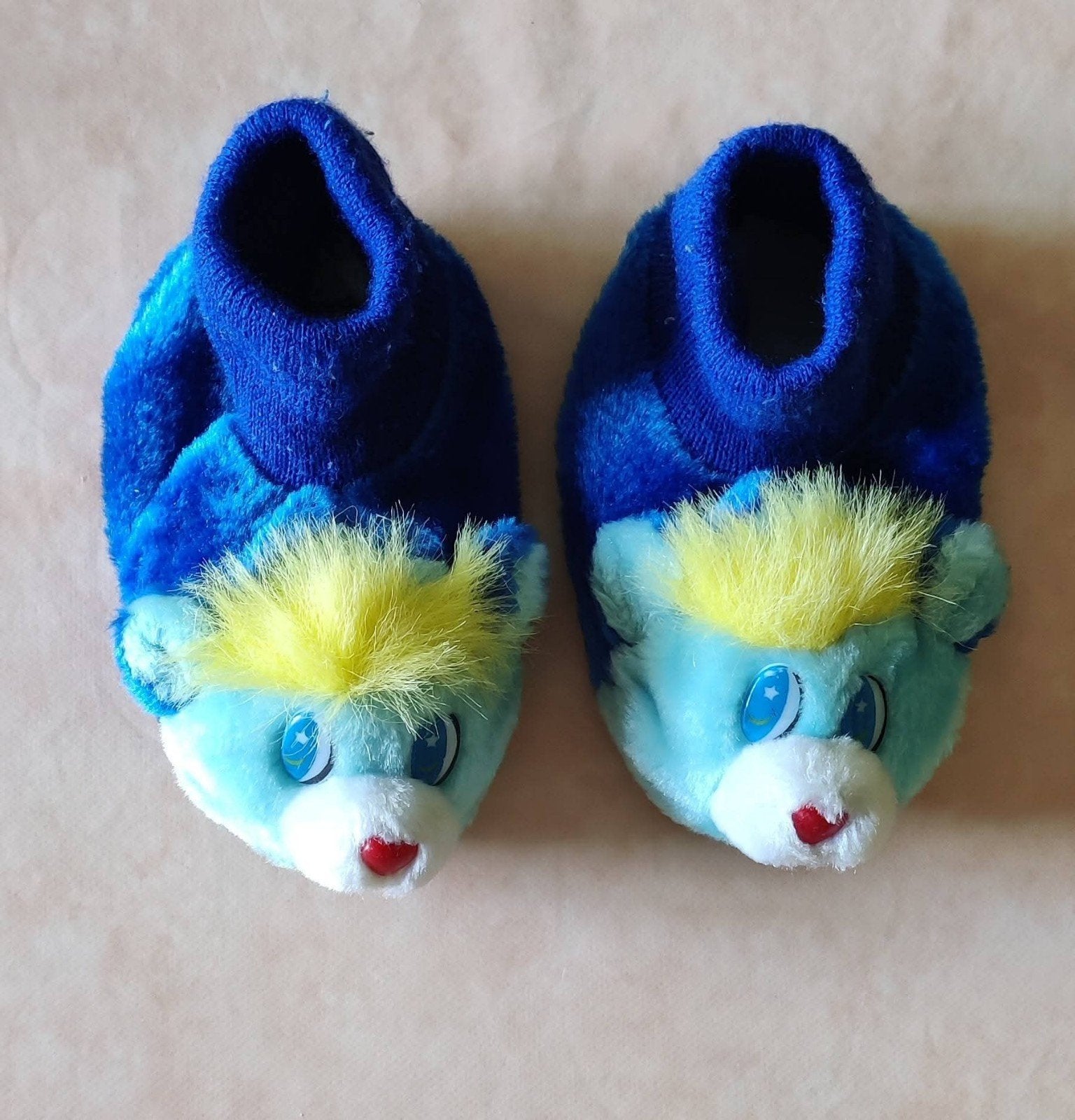 Nieuwe pantoffeltjes maat 28/29., Kinderen en Baby's, Kinderkleding | Schoenen en Sokken, Ophalen, Nieuw