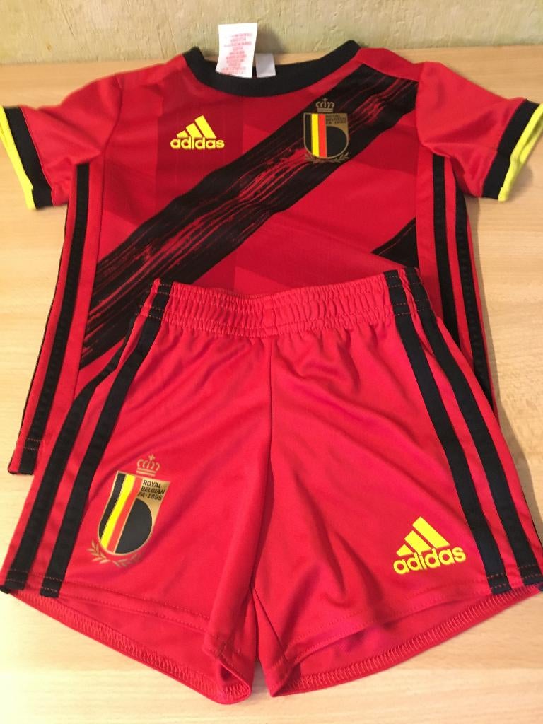 Ensemble de football petit garçon, Kinderen en Baby's, Babykleding | Maat 86, Ophalen, Adidas, Nieuw, Setje