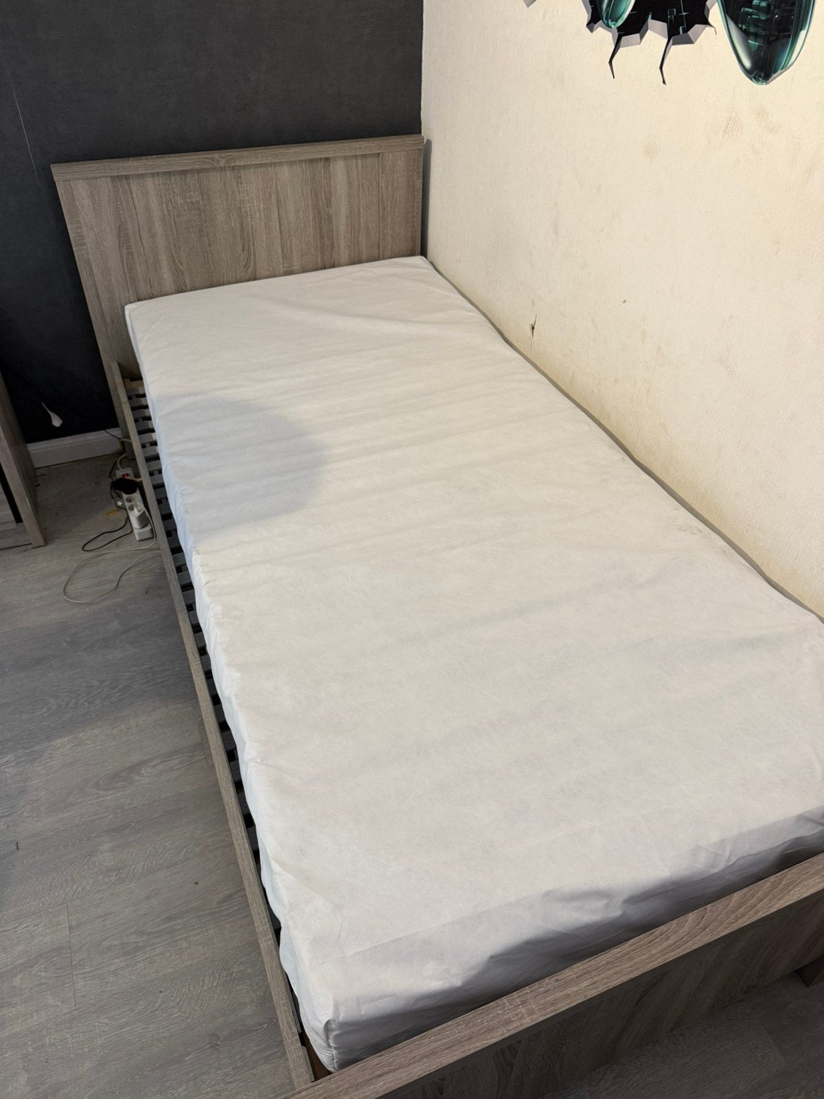 Bed (90x200), Ophalen, Zo goed als nieuw