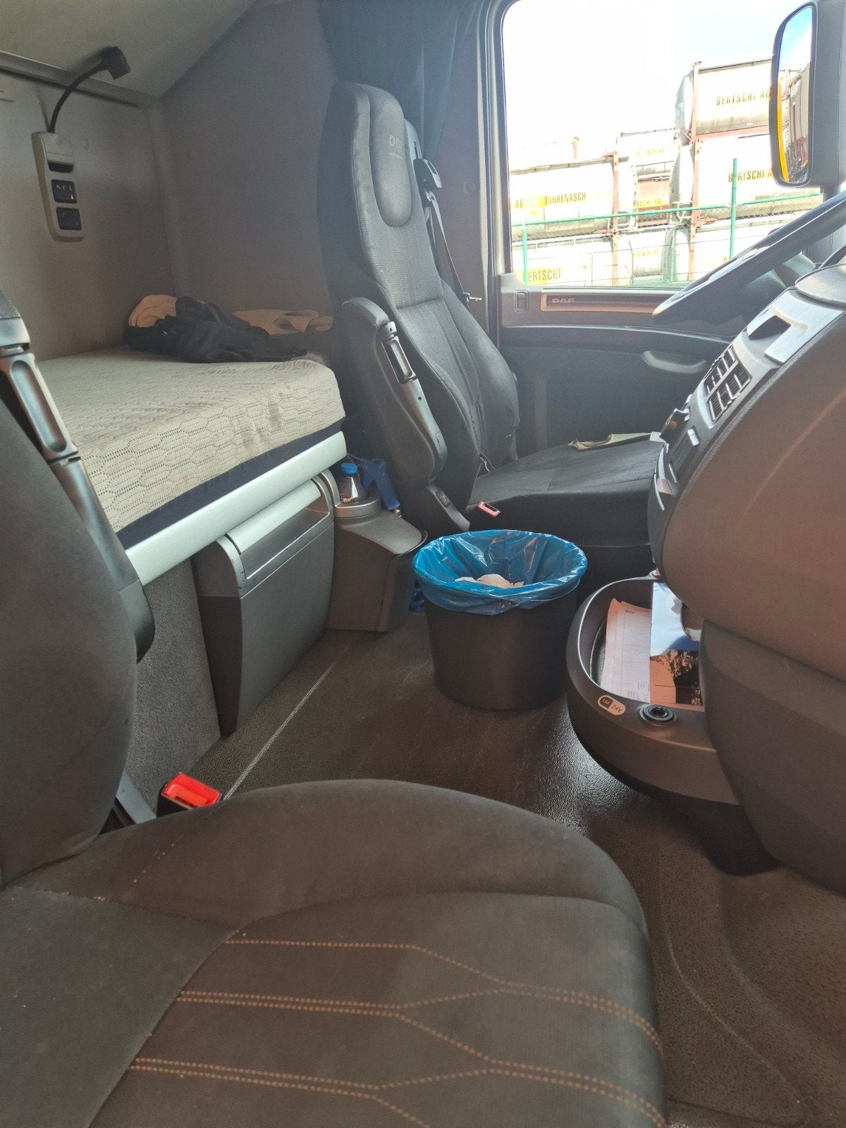 DAF 480 XF, Autos, Achat, Euro 6, 2 places, 2 portes