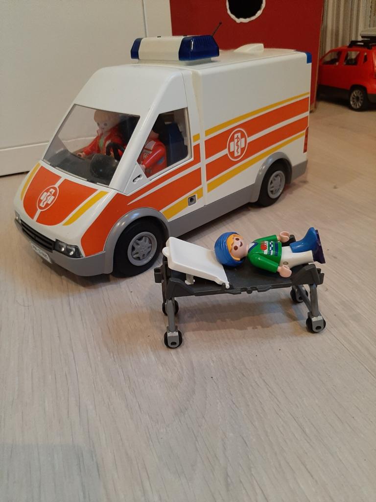 Playmobil ziekwagen, Kinderen en Baby's, Speelgoed | Playmobil, Ophalen of Verzenden, Zo goed als nieuw, Complete set