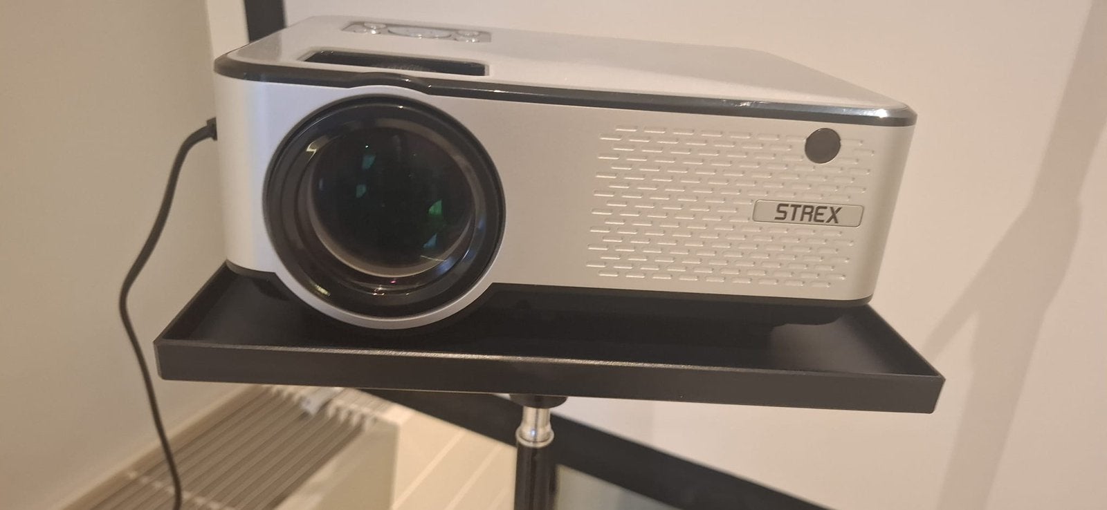 Wifi projector met volledige setup!, Audio, Tv en Foto, Beamers, Zo goed als nieuw, Ophalen