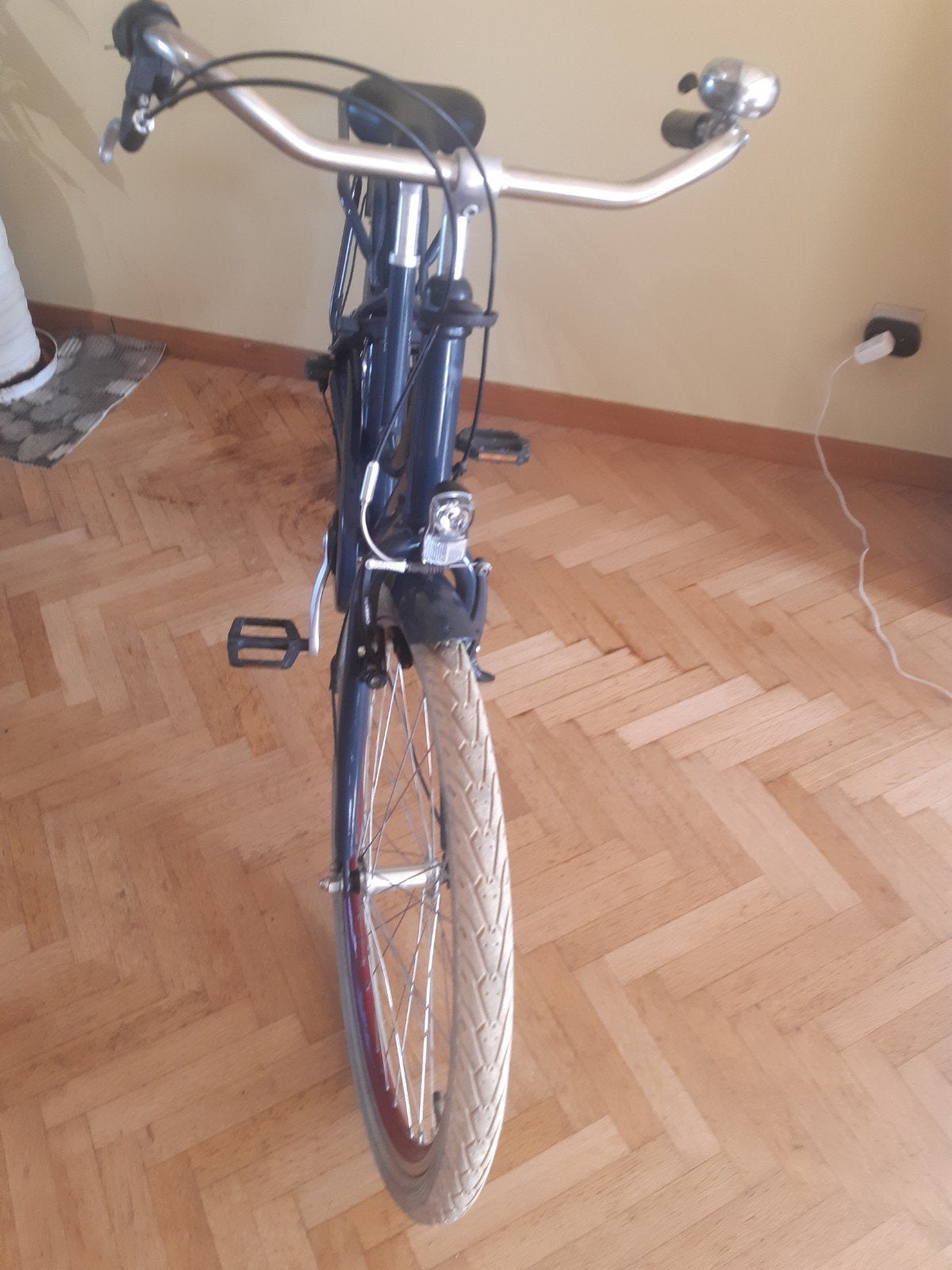batavus meisjesfiets..24inch, Ophalen, Terugtraprem, Handrem, BATAVUS