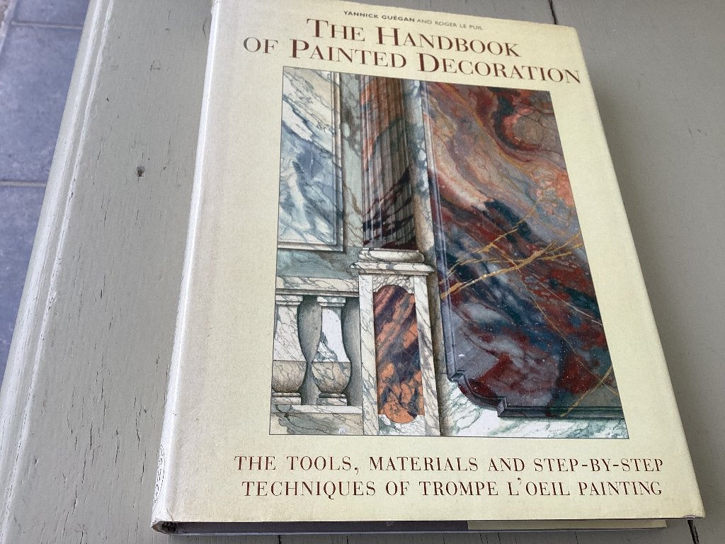 The handbook of Painted Decoration. Yannick Guegan and, Enlèvement ou Envoi, Peinture et dessin