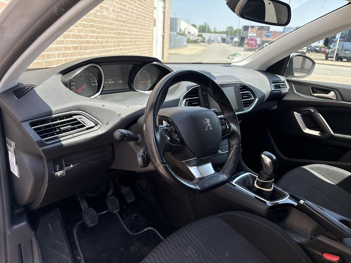 Peugeot 308 1.2 VTi Active | Climate | Cruise | Navi | PDC |, Zilver of Grijs, 114 g/km, Parkeersensor, Overige kleuren