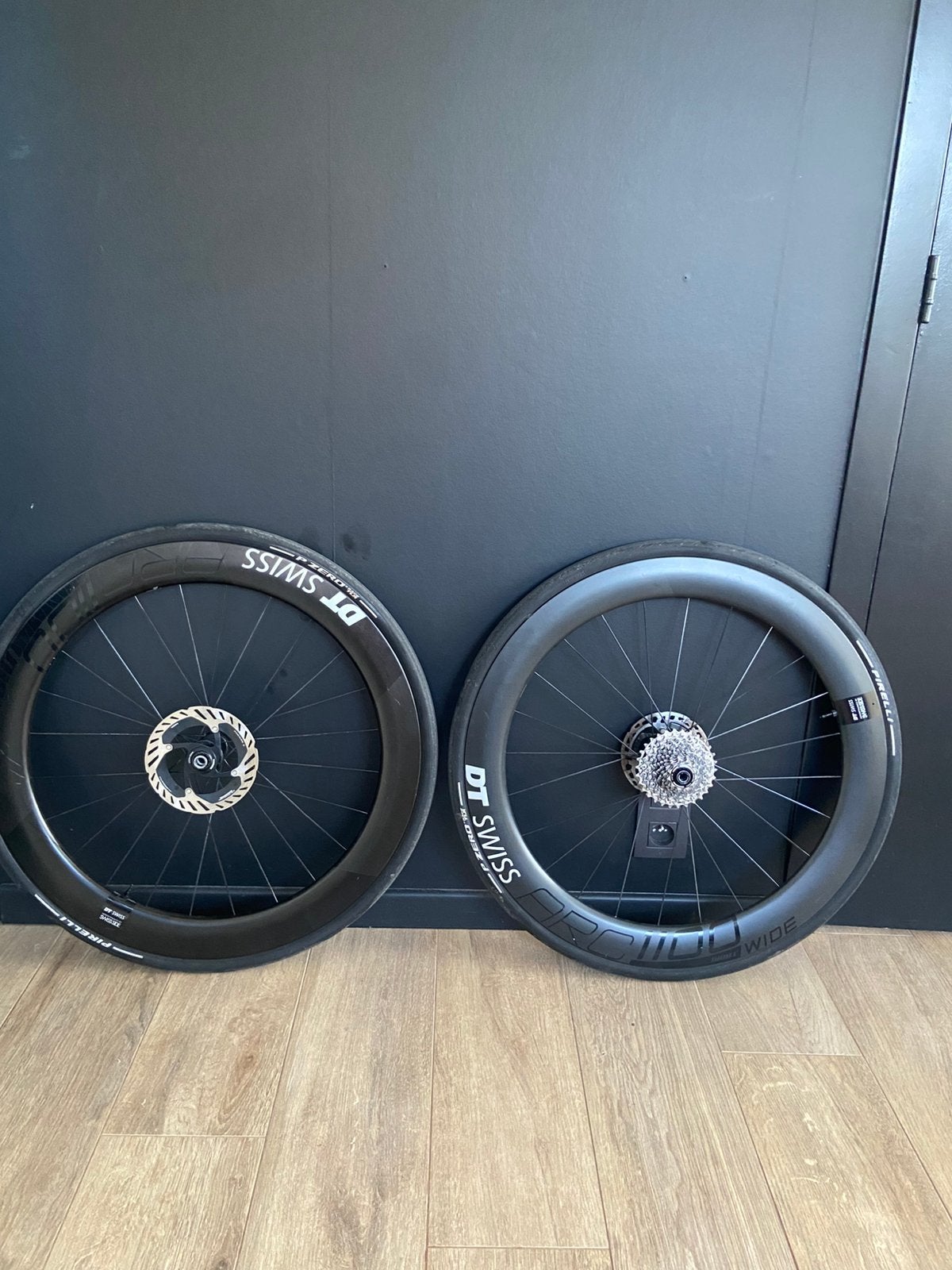Dt swiss 1100, Fietsen en Brommers, Fietsonderdelen, Zo goed als nieuw, Racefiets, Carbon, Ophalen
