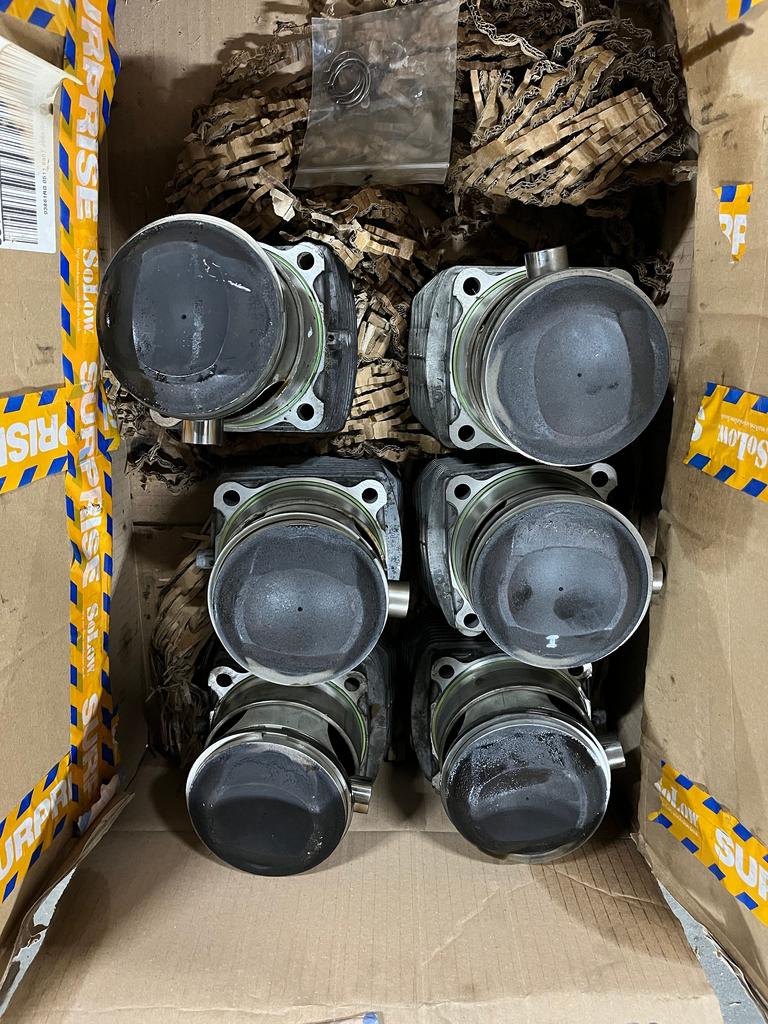 Porsche 993 zuiger/cilinder set, Auto-onderdelen, Motor en Toebehoren, Porsche, Gebruikt, Ophalen of Verzenden