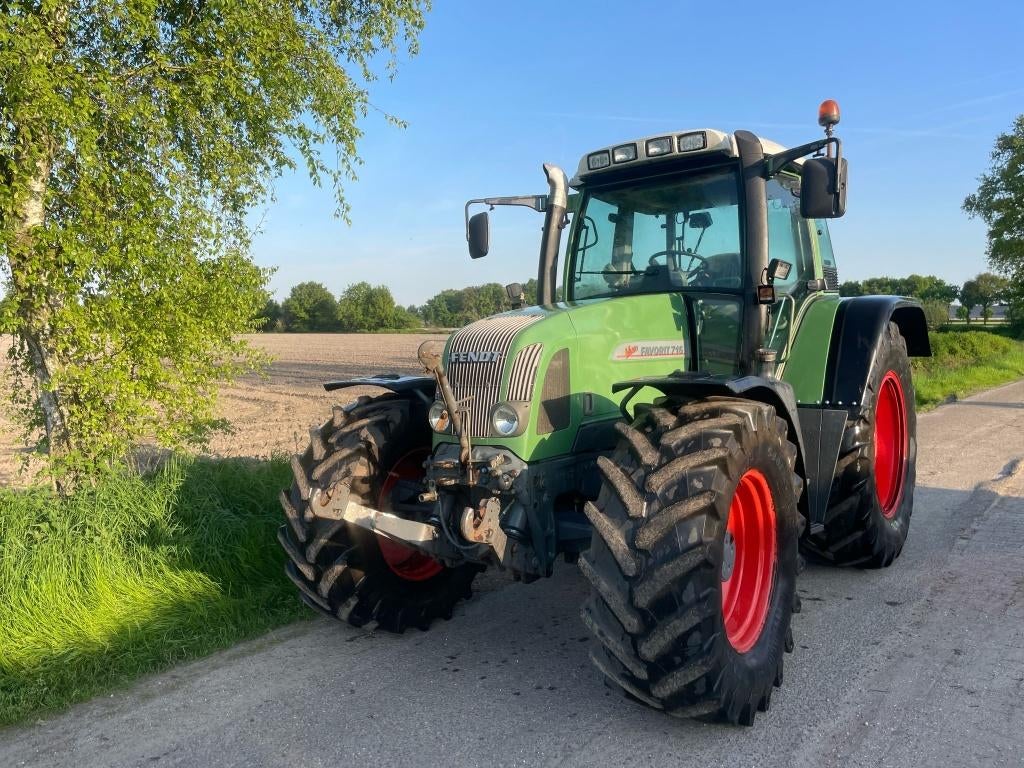 Fendt 716 Vario - Fronthef, Zakelijke goederen, Landbouw | Tractoren, meer dan 10000, Fendt, 120 tot 160 Pk, Gebruikt, Ophalen