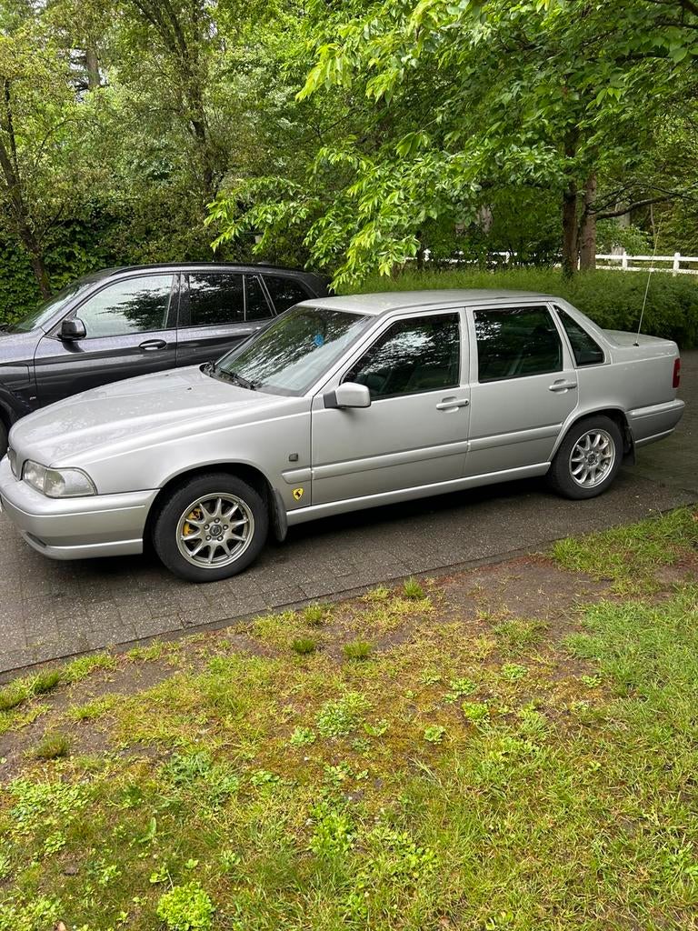 Volvo s70 1998, Autos, Volvo, Particulier, S70, ABS, Airbags, Air conditionné, Bluetooth, Verrouillage central, Rétroviseurs électriques