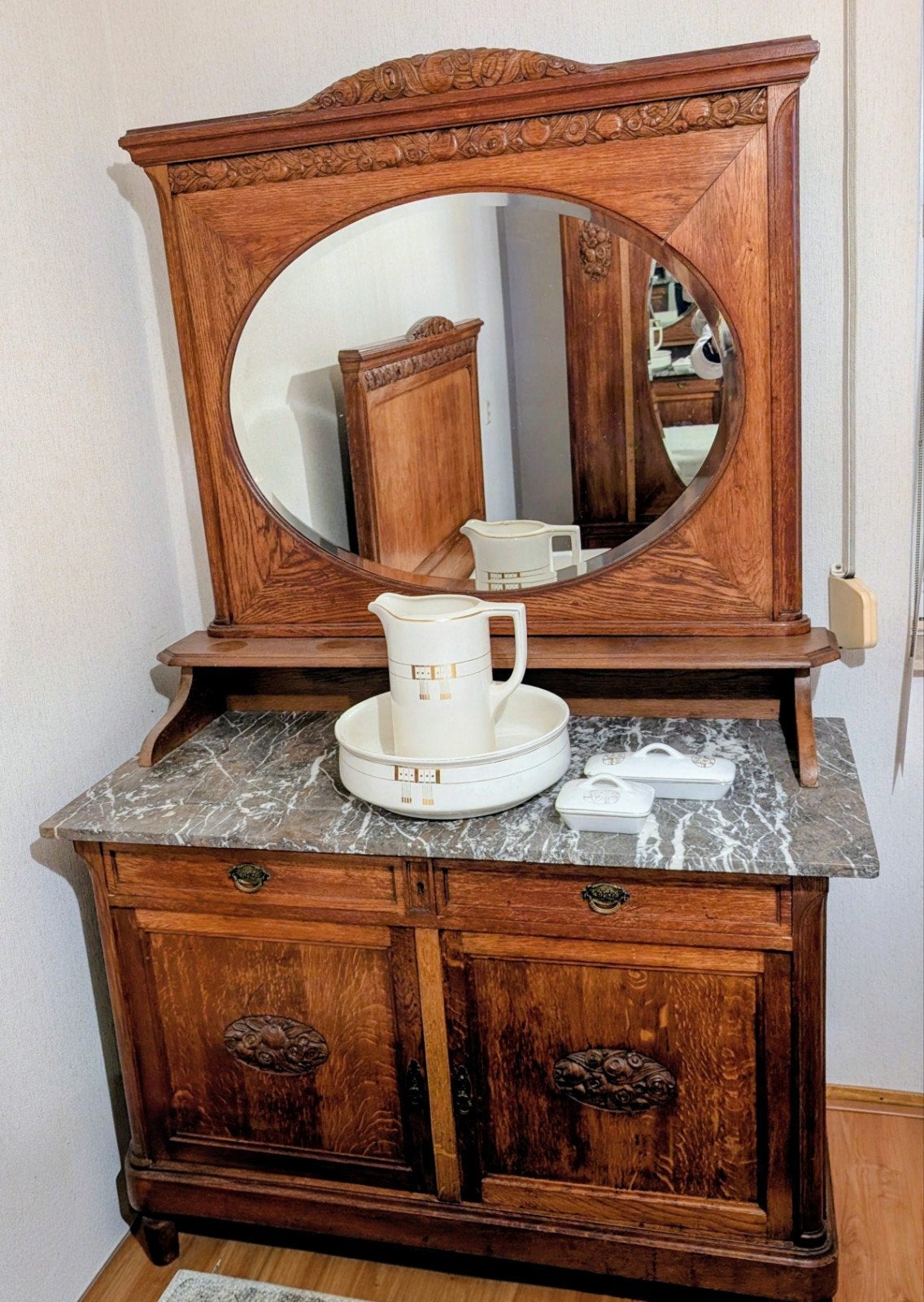 antieke slaapkamer set. Bed, kast, wastafel en nachtkastje, Antiek en Kunst, Ophalen