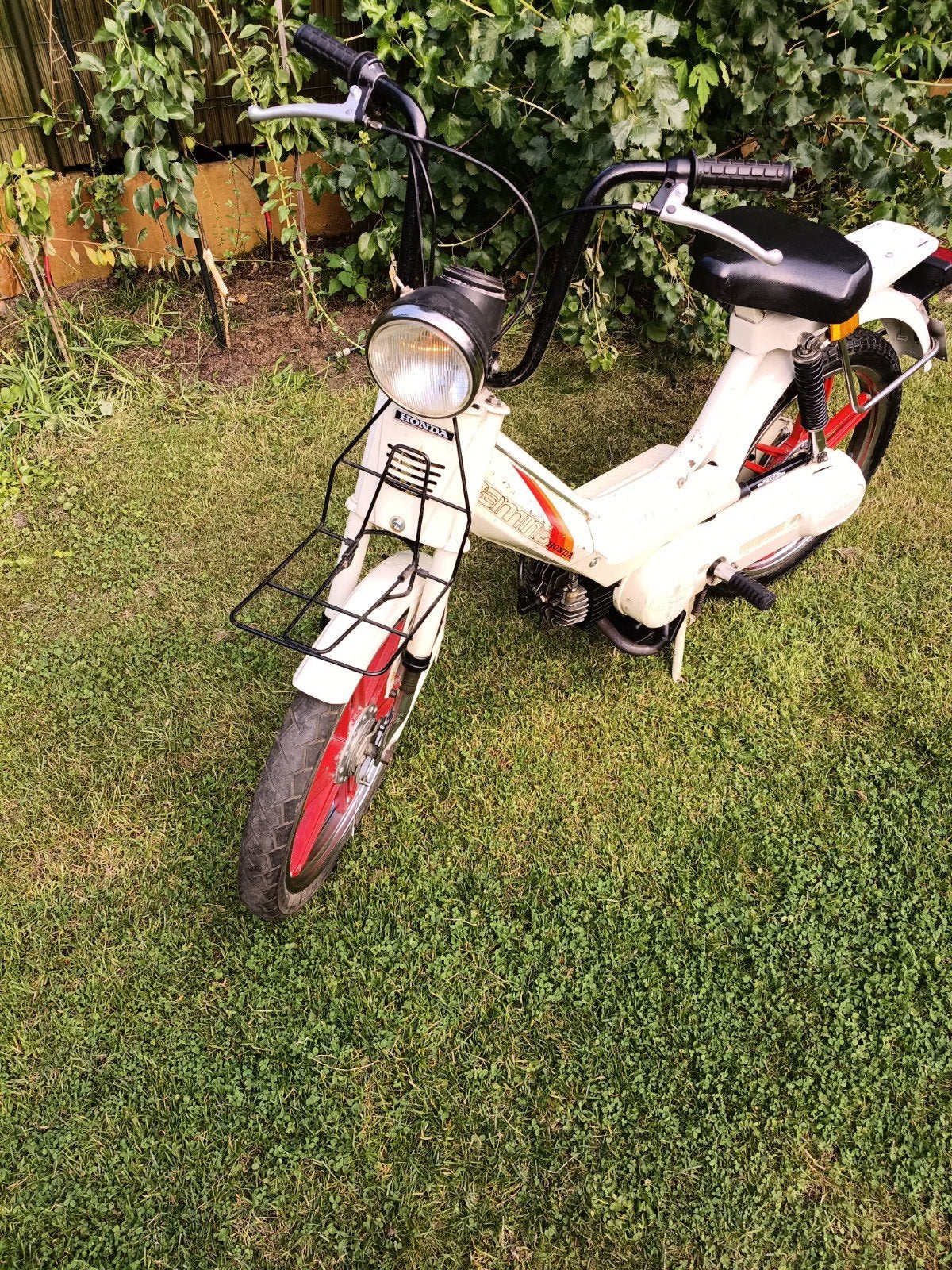 Honda Camino met bouwjaarattest b-klasse sport, Fietsen en Brommers, Brommers | Oldtimers, Ophalen
