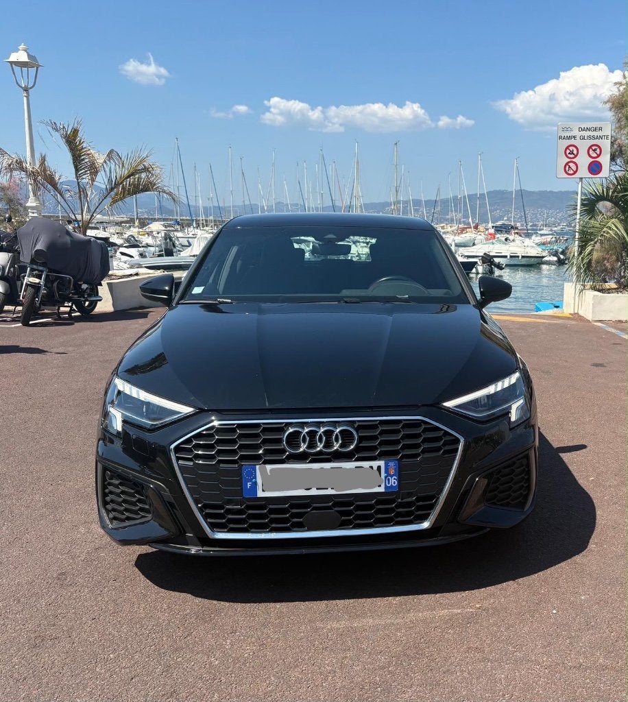 AUDI A3 40 TFSIE S-LINE 204cv, Auto's, Audi, Automaat, Zwart, Zwart, Leder
