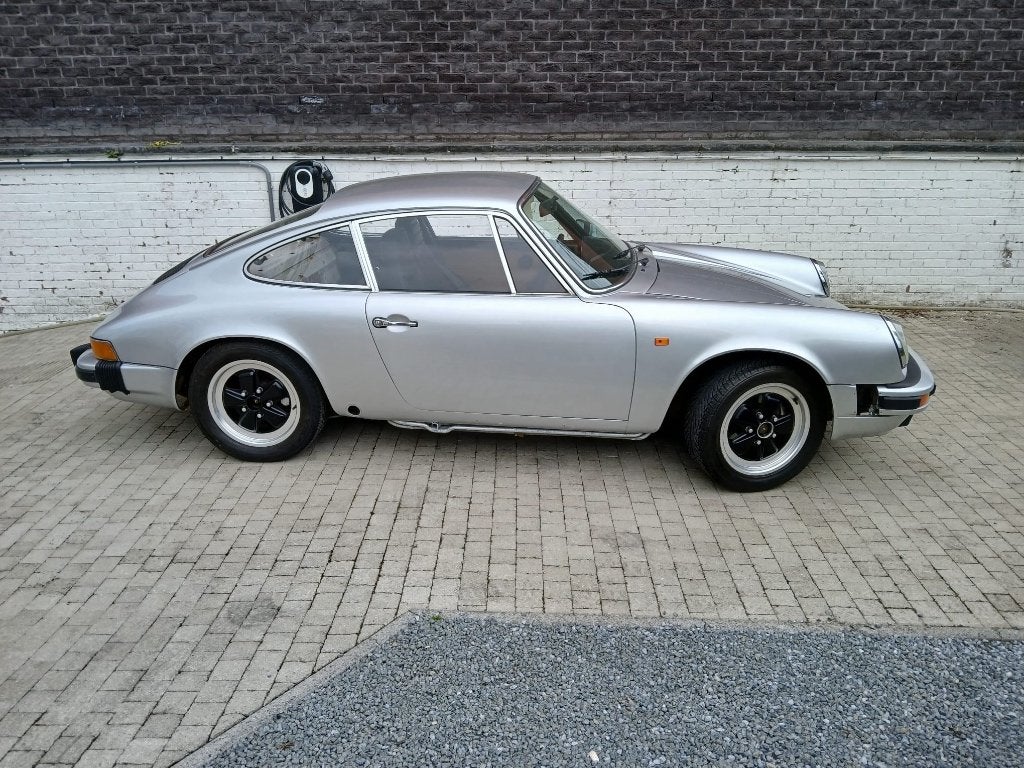 Porsche 911 2,7 1977 Origine Belge - Matching - Projet idéal, Auto's, Porsche, Achterwielaandrijving, Zwart, Handgeschakeld, Particulier