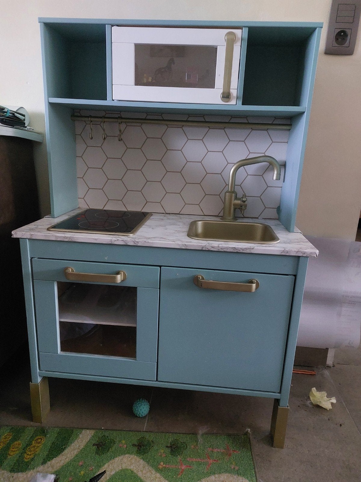 speelkeukentje ikea met enkele spulletjes, Kinderen en Baby's, Speelgoed | Speelkeukens, Ophalen, Gebruikt, Hout, Speelkeuken