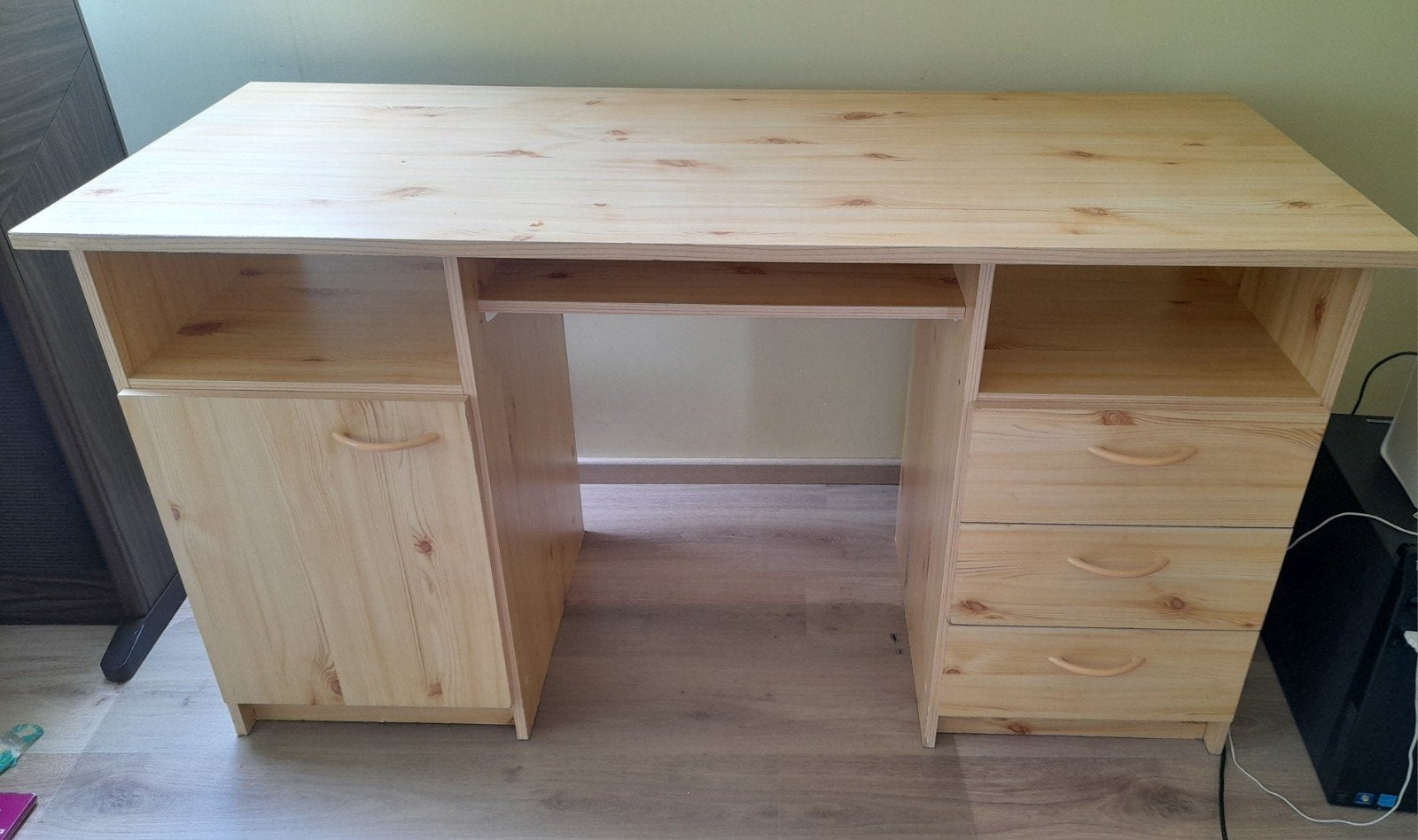 Houten bureau 100x58x76, Enlèvement