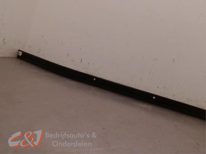 Rail porte coulissante droite d'un Fiat Talento, -, 3 mois de garantie, Utilisé, Fiat