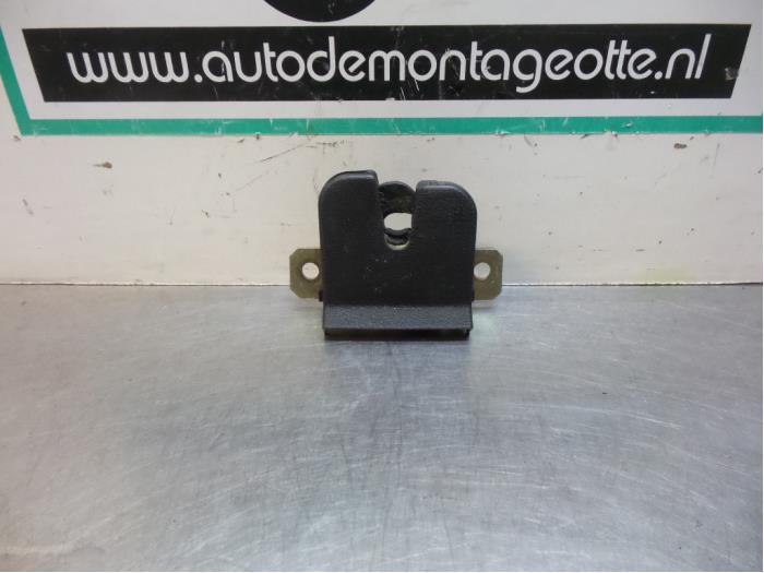 Mécanique de verrouillage hayon d'un Volkswagen Beetle (Bee, Volkswagen, -, 3 mois de garantie, Utilisé