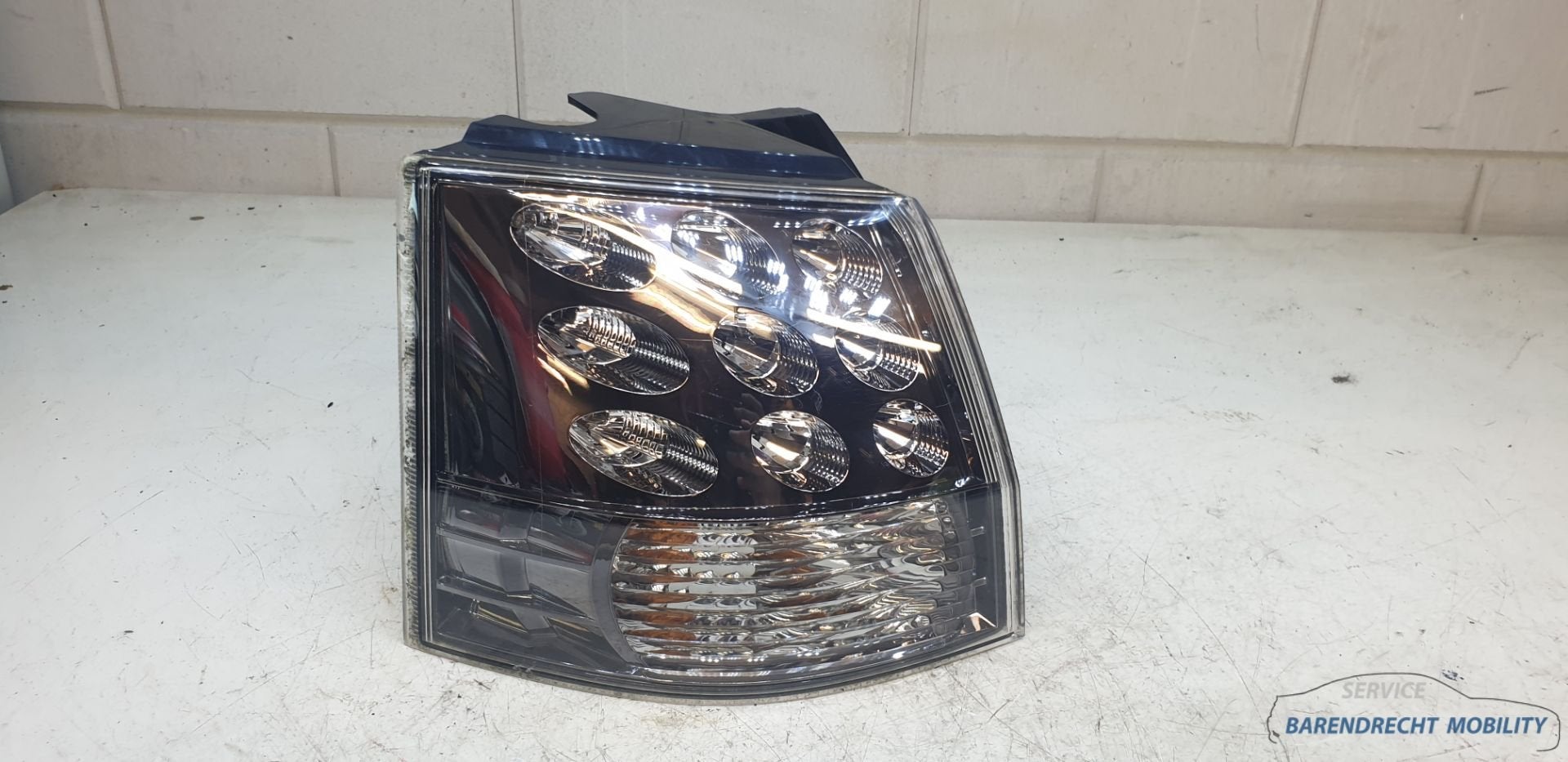 Achterlicht links Outlander II Mitsubishi 220-87813 bestuurd, Info@mitsubishi-motors.com, Gebruikt, Mitsubishi Motors Corporation