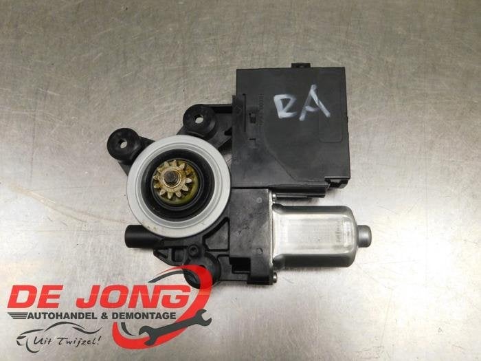 Moteur de vitre portière d'un Volvo V50, -, 3 mois de garantie, -, -