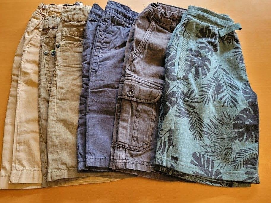 lot shorts 140, Ophalen of Verzenden, Zo goed als nieuw, Jongen, Broek