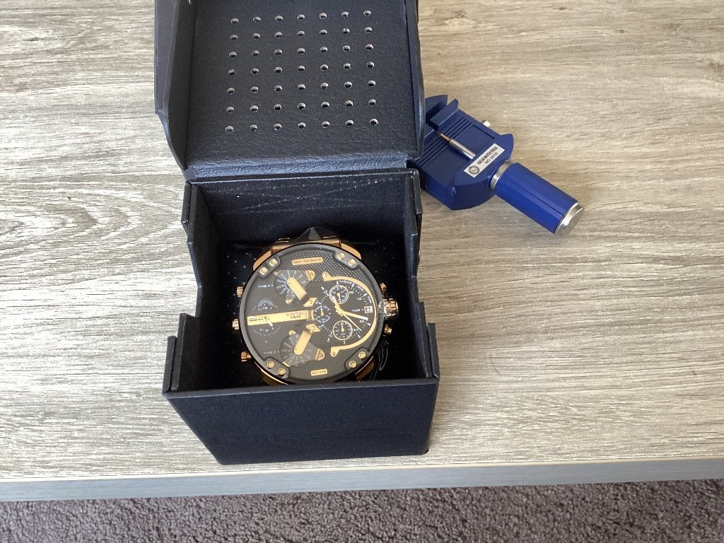 Diesel Mr Daddy 2.0 Watch DZ7333 Nieuw!, Bijoux, Sacs & Beauté, Montres | Hommes, Autres marques, Or, Enlèvement, Or