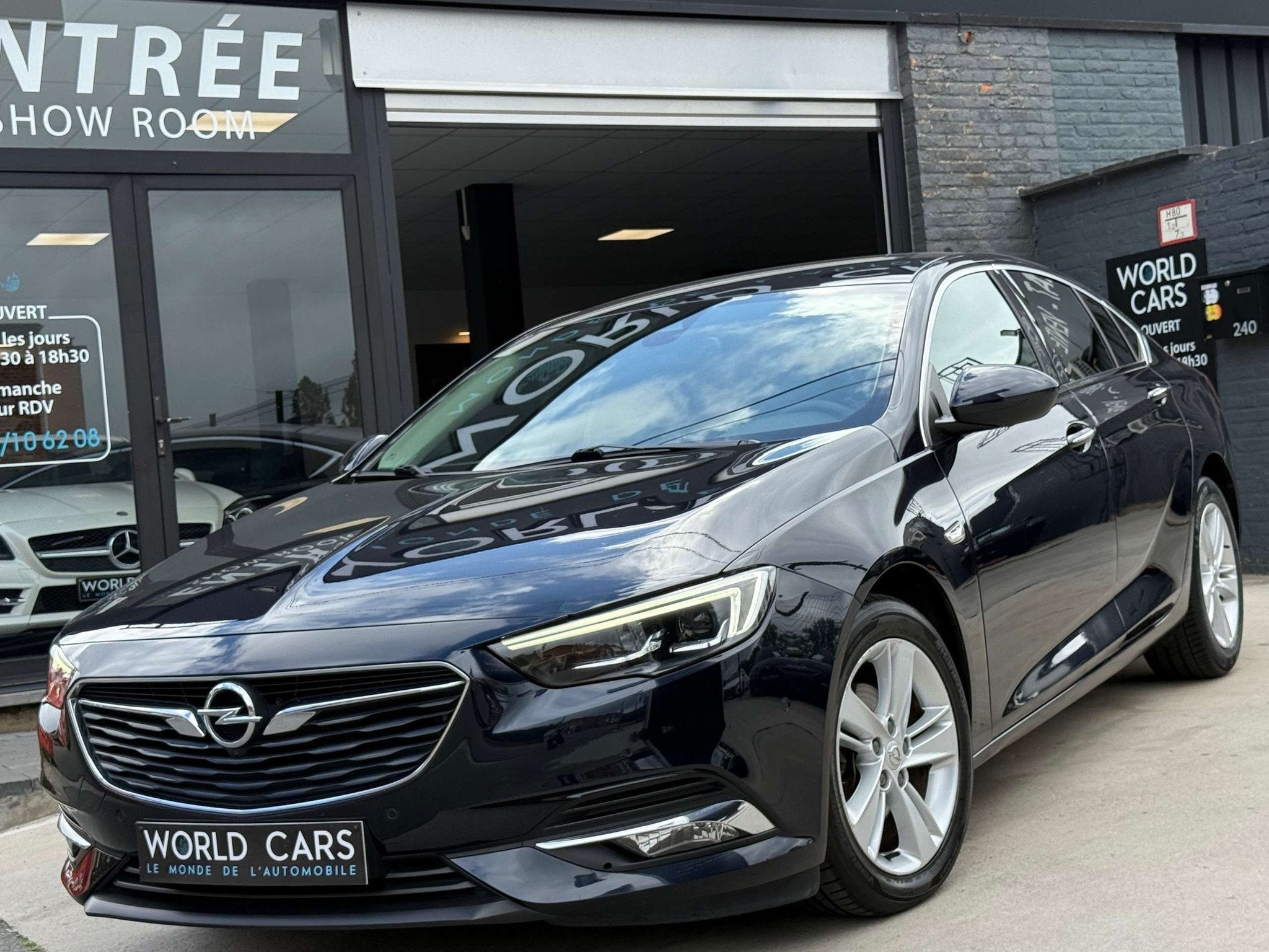 Opel Insignia Grand Sport 1.6 CDTI - COCKPIT - NAVIGATION -, Auto's, Gebruikt, 4 cilinders, 136 pk, Zwart