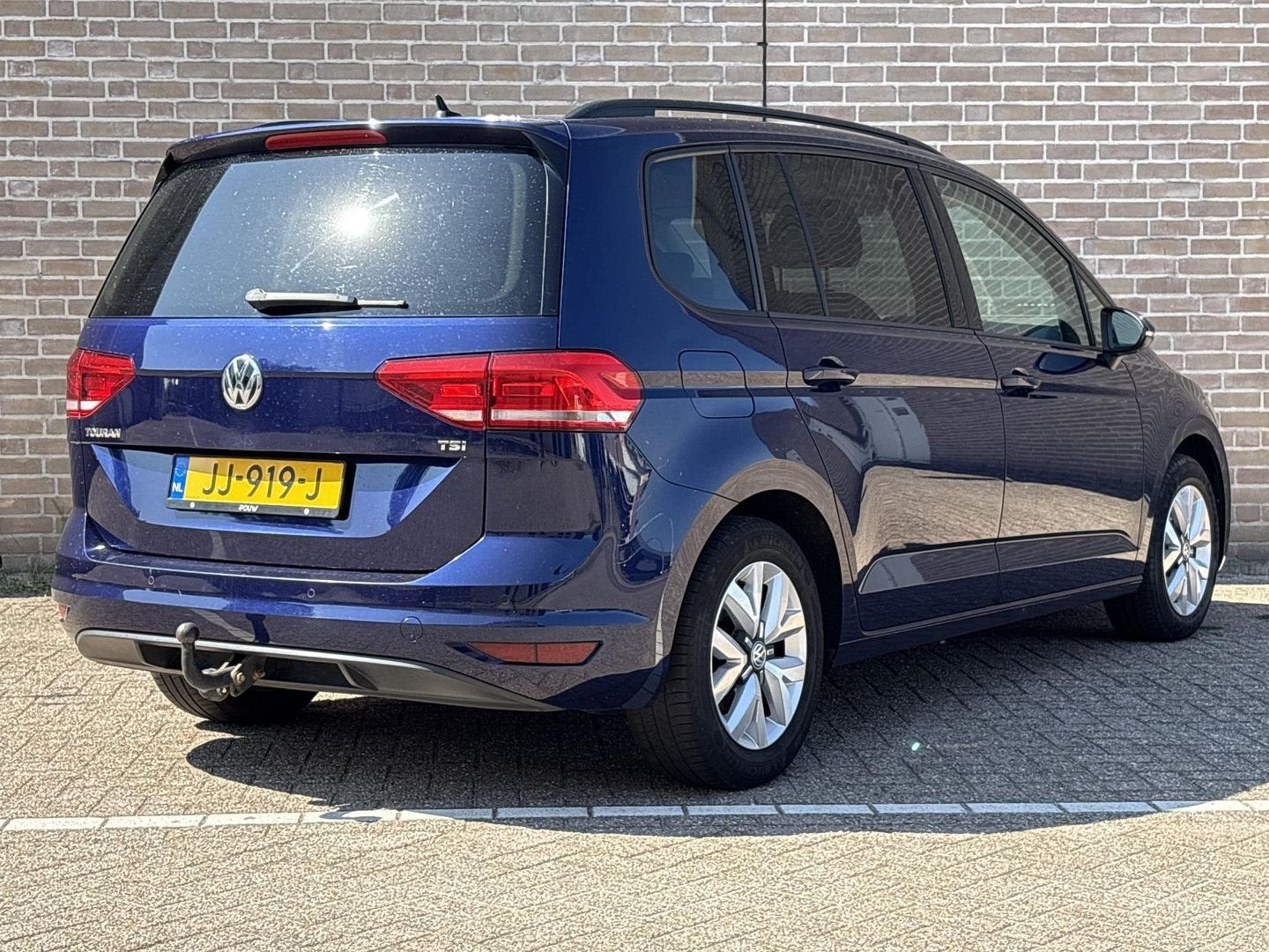 Volkswagen Touran 1.2 TSI Comfortline | Climate | Cruise | P, Auto's, Monovolume, Zwart, Blauw, 124 g/km