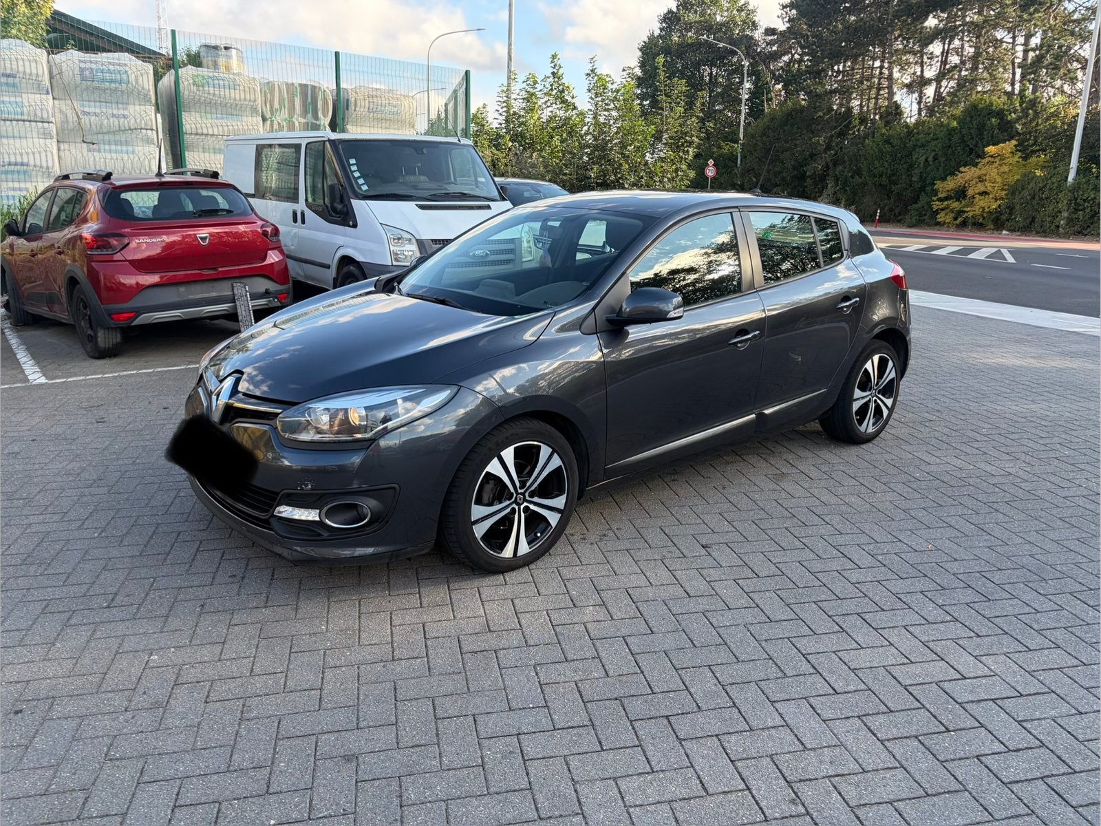 Renault Megan face lift 1.2 tce essence, Auto's, Euro 5, Zwart, 1198 cc, 5 deurs