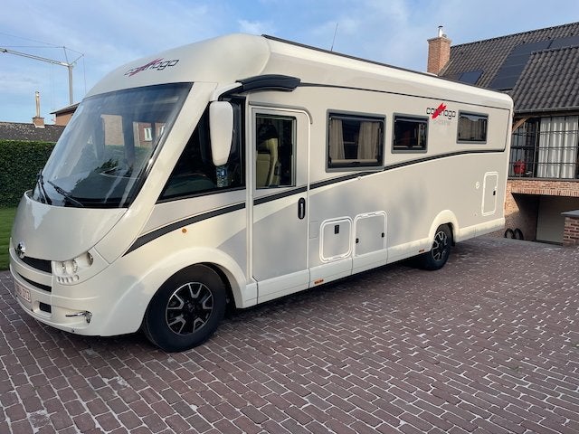 Carthago i150 - Automaat–E&P levelsysteem–Dealer onderhouden, Caravans en Kamperen, Chemisch toilet, Afzuigkap, Fiat, 7 tot 8 meter