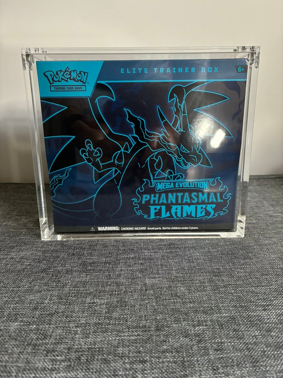 Phantasmal Flames ETB + acryl, Ophalen of Verzenden, Zo goed als nieuw