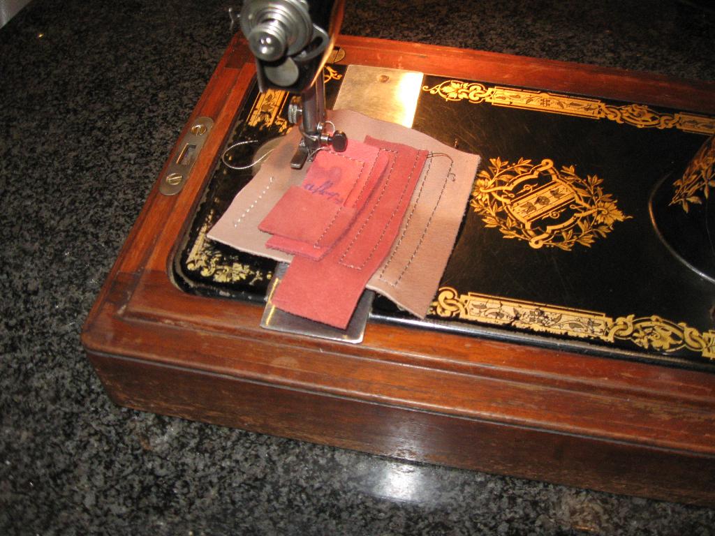 Naaimachine (leerstikker/stoffering ), Enlèvement, Utilisé, Machine à coudre