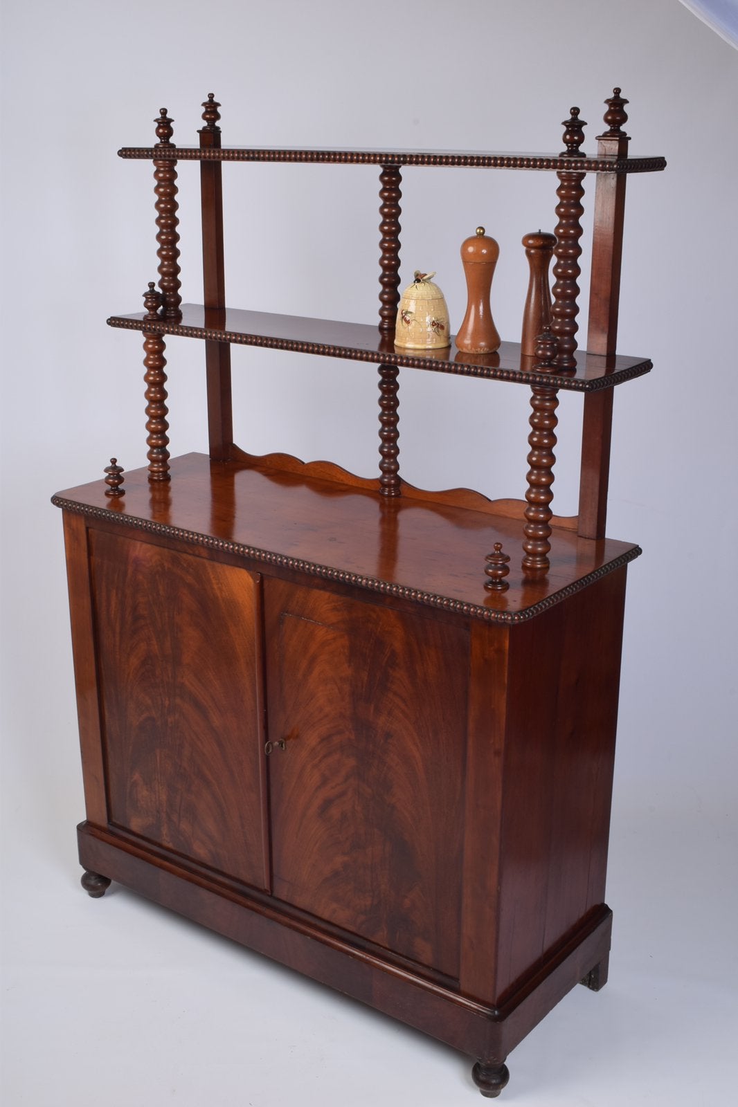 Franse Buffetkast Etagere Bobbin Bobijn Antiek, Ophalen