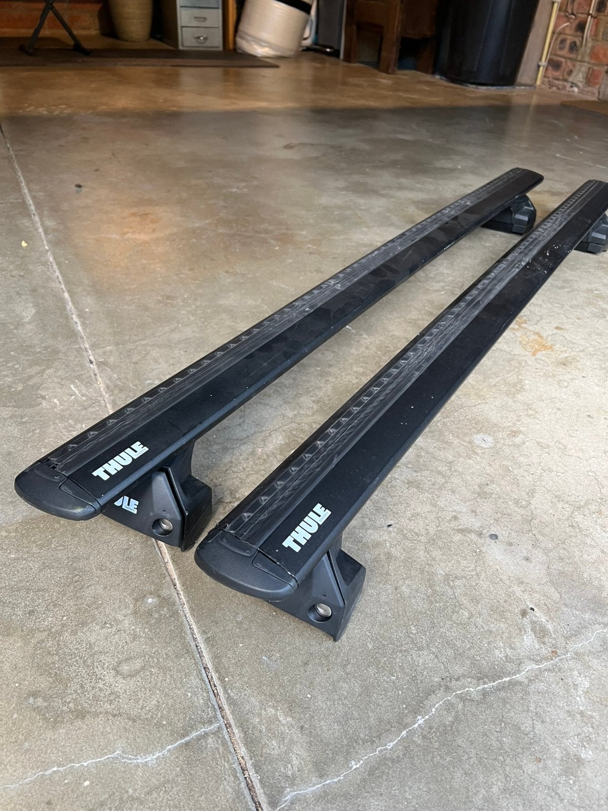 Barres de toit Thule Wingbar 130 + adaptateur Skoda Enyaq, Enlèvement, Comme neuf