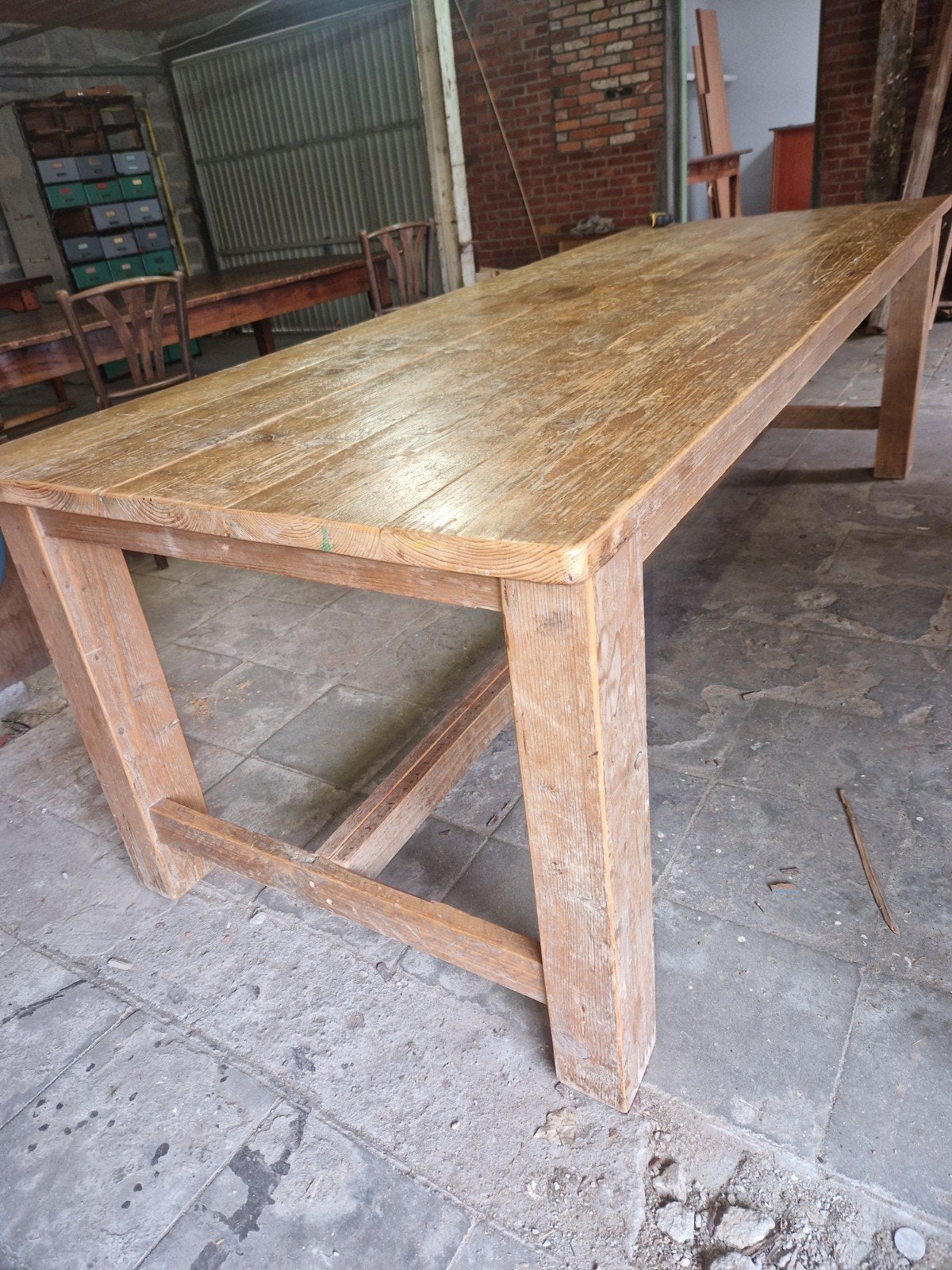 Landelijke massieve eettafel, Ophalen