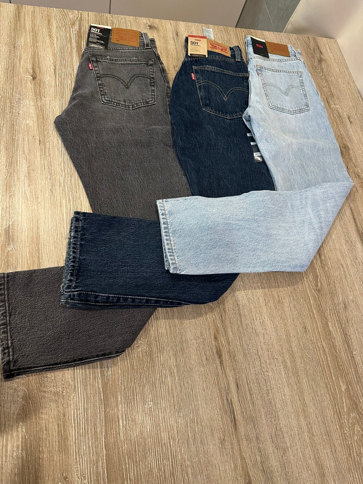 20 broeken Levi's 501 ️ mannen/dames ️, Kleding | Dames, Spijkerbroeken en Jeans, Ophalen, Nieuw